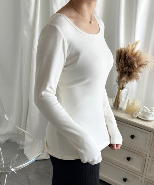 aimoha(アイモハ)の「【Aimoha】Uネック裏起毛インナートップス (AW) (LV)(Tシャツ/カットソー・レディース・ベージュ/ブラウン/ホワイト/ブラック・SMALL/MEDIUM/LARGE/X-LARGE/XX-LARGE)」の19枚目の写真