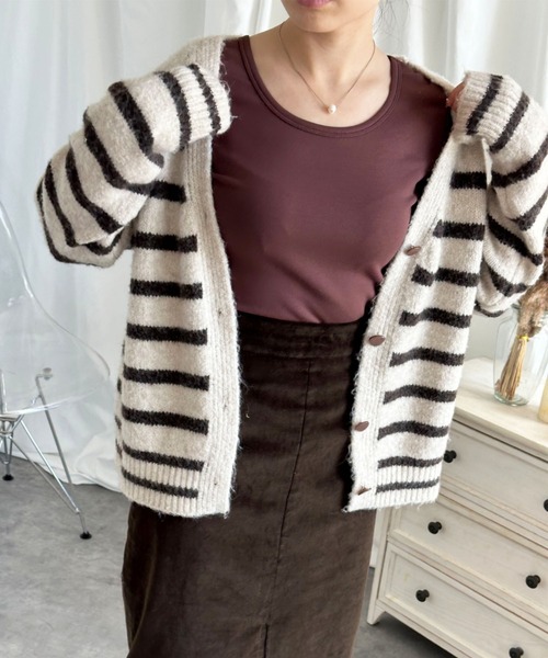 aimoha(アイモハ)の「【Aimoha】Uネック裏起毛インナートップス (AW) (LV)(Tシャツ/カットソー・レディース・ベージュ/ブラウン/ホワイト/ブラック・SMALL/MEDIUM/LARGE/X-LARGE/XX-LARGE)」の16枚目の写真
