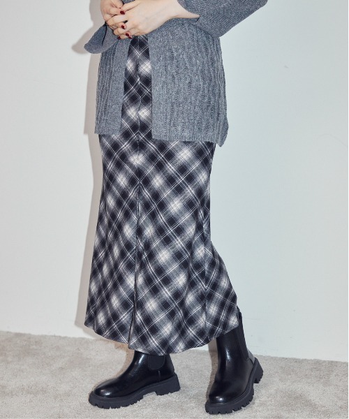 チェックマーメイドスリットスカート（スカート）｜MOCOA 