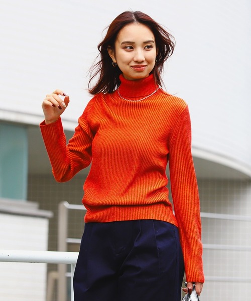 B:MING by BEAMS（ビーミングバイビームス）の「配色リブ ニット トップス（ニット/セーター・レディース・ピンク/オレンジ/ブルー・ONE SIZE）」の4枚目の写真