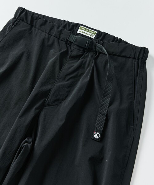 FREAK'S STORE（フリークスストア）の「限定展開 ワイドシルエット ストレッチナイロン クライミングパンツ（その他パンツ・メンズ・チャコールグレー/ブラック/ネイビー・SMALL/MEDIUM/LARGE）」の8枚目の写真