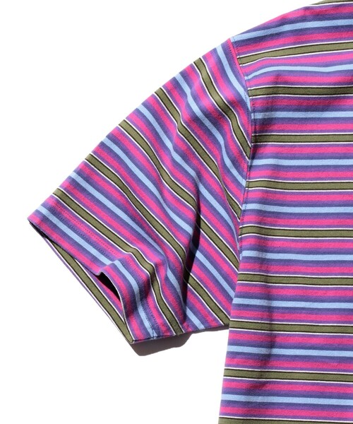 BEAMS PLUS(ビームスプラス)の「マルチ ストライプ ポケット Tシャツ(Tシャツ/カットソー・メンズ・オフホワイト/レッド/サックスブルー/パープル・M/L/XL/S)」の20枚目の写真
