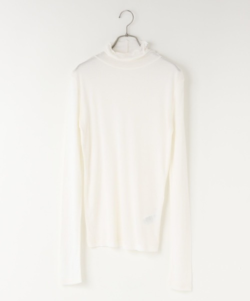 LOWRYS FARM（ローリーズファーム）の「セミシアーハイネックLS 150374（Tシャツ/カットソー・レディース・ベージュ/ブラック/オフホワイト・FREE）」の2枚目の写真