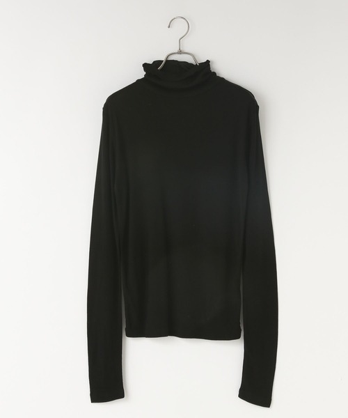 LOWRYS FARM（ローリーズファーム）の「セミシアーハイネックLS 150374（Tシャツ/カットソー・レディース・ベージュ/ブラック/オフホワイト・FREE）」の3枚目の写真