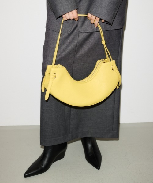 【セール】THROW SEMI CIRCLE SHOULDER BAG セミ サークル ショルダー バッグ（ショルダーバッグ）｜THROW by SLY（スローバイスライ）