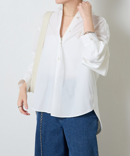 COLLAGE GALLARDAGALANTE（コラージュガリャルダガランテ）の「バックポンチシャツ（シャツ/ブラウス・レディース・ベージュ/オフホワイト/サックスブルー・FREE）」の6枚目の写真