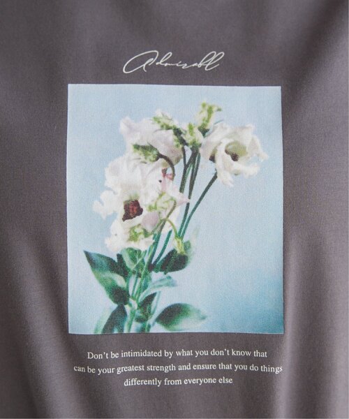 ikka（イッカ）の「ロゴフォトプリントロンT（Tシャツ/カットソー・レディース・オフホワイト/ホワイト/ブラック/チャコールグレー・M/L/S）」の15枚目の写真