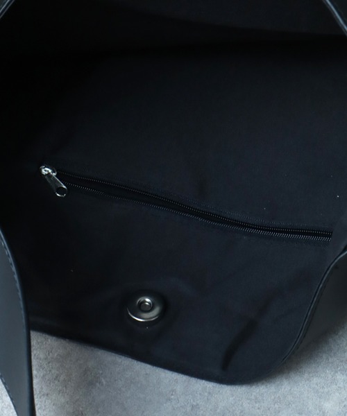 welise（ウェライズ）の「【welise/ウェライズ】アーティフィシャルスキン モードビッグショルダーバッグ/合成皮革（ショルダーバッグ・メンズ・ブラック・FREE）」の2枚目の写真