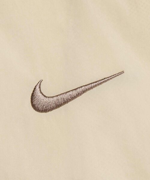 NIKE（ナイキ）の「ナイキ クラブ メンズ オーバーサイズド ウーブン トラックジャケット / Nike Club Men's Oversized Woven Track Jacket HV6918-251 Desert Khaki（ナイロンジャケット・メンズ・ブラウン系その他2・XL/S/M/L/3XL/2XL）」の5枚目の写真