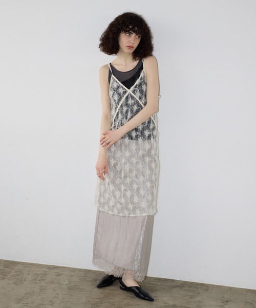 AIC.（エーアイシー）の「パッド付きシアー切り替えキャミソール（キャミソール・レディース・チャコールグレー/ブラック・FREE）」の11枚目の写真