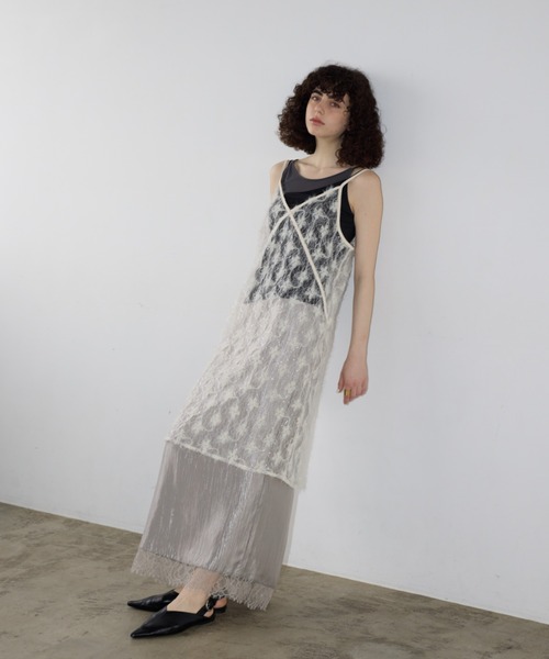 AIC.（エーアイシー）の「パッド付きシアー切り替えキャミソール（キャミソール・レディース・チャコールグレー/ブラック・FREE）」の12枚目の写真