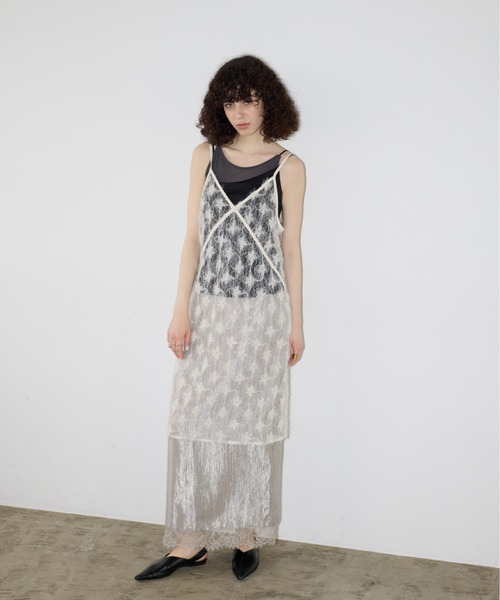 AIC.（エーアイシー）の「パッド付きシアー切り替えキャミソール（キャミソール・レディース・チャコールグレー/ブラック・FREE）」の13枚目の写真