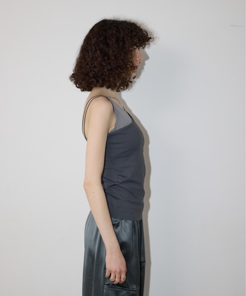 AIC.（エーアイシー）の「パッド付きシアー切り替えキャミソール（キャミソール・レディース・チャコールグレー/ブラック・FREE）」の18枚目の写真