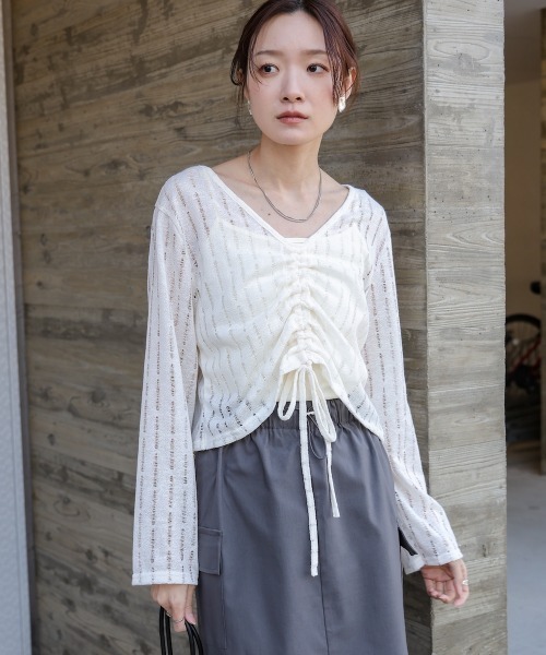 Bab(バブ)の「フロントシャーリングトップスインナーSET(Tシャツ/カットソー・レディース・ブラック/アイボリー/ベージュ・M)」の4枚目の写真
