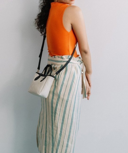 Beau're（ヴュレ）の「【BEAURE/ビュレ】キャンバス コーティング 2WAY ミニ トート（トートバッグ・レディース・ライトパープル/ブラック/シルバー/グレー/オレンジ・FREE）」の7枚目の写真