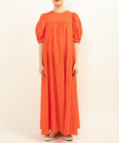 Dot＆Stripes CHILD WOMAN（ドットアンドストライプス　チャイルドウーマン）の「小花エンブロイダリーレース パフスリーブマキシワンピース（ワンピース・レディース・ブラック/オレンジ・FREE）」の20枚目の写真