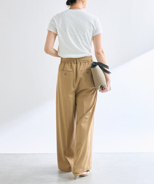 RIVE DROITE（リヴドロワ）の「【品よく履けるチノパン】ベルテッドワイドチノ（チノパンツ・レディース・ベージュ/ネイビー・36/38）」の3枚目の写真