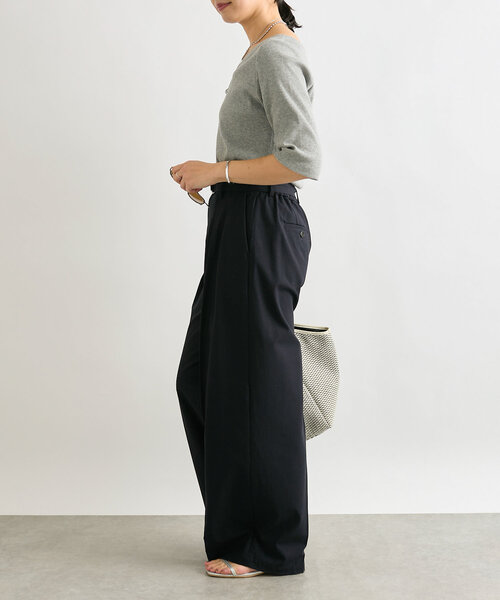 RIVE DROITE（リヴドロワ）の「【品よく履けるチノパン】ベルテッドワイドチノ（チノパンツ・レディース・ベージュ/ネイビー・36/38）」の21枚目の写真