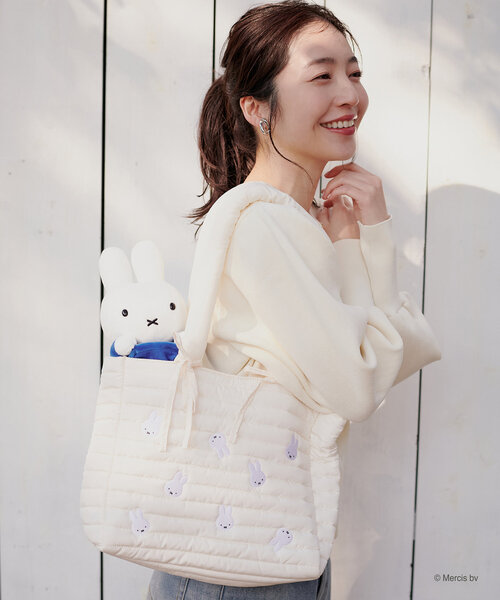美品　Maison de Dolce.　キルティングポンチョ　F　ホワイト 中綿キルティングポンチョ【即納】【宅配便】 | Fit more