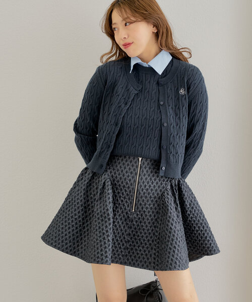 Chico(チコ)の「【SALON by Chico】ジャガードフレアスカート(スカート・レディース・ホワイト/ネイビー・FREE)」の11枚目の写真