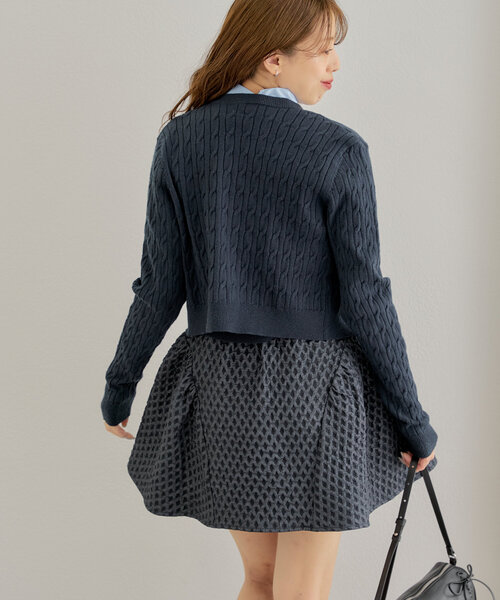 Chico(チコ)の「【SALON by Chico】ジャガードフレアスカート(スカート・レディース・ホワイト/ネイビー・FREE)」の13枚目の写真