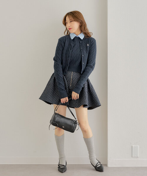 Chico(チコ)の「【SALON by Chico】ジャガードフレアスカート(スカート・レディース・ホワイト/ネイビー・FREE)」の14枚目の写真