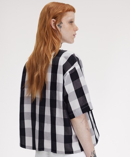FRED PERRY（フレッドペリー）の「Monochrome Check Shirt／モノクロチェックシャツ（シャツ/ブラウス・レディース・ホワイト・10）」の2枚目の写真