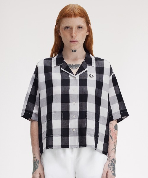 FRED PERRY（フレッドペリー）の「Monochrome Check Shirt／モノクロチェックシャツ（シャツ/ブラウス・レディース・ホワイト・10）」の4枚目の写真