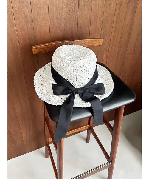MERCURYDUO（マーキュリーデュオ）の「ストローつば広ハット（ハット・レディース・オフホワイト/ブラック/ベージュ・FREE）」の2枚目の写真