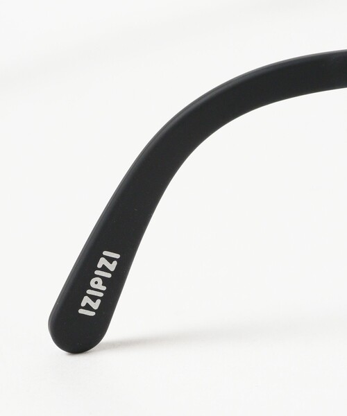 BRILLA per il gusto（ブリッラペルイルグースト）の「IZIPIZI / READING F リーディンググラス（メガネ・メンズ・ブラック/ダークブラウン・1.0/1.5/2.0/2.5/3.0）」の5枚目の写真