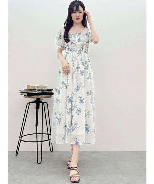 MERCURYDUO（マーキュリーデュオ）の「ボタニカルフラワー2WAYシャーリングワンピース（ワンピース・レディース・オフホワイト/グレー/アイボリー・SMALL/MEDIUM）」の17枚目の写真