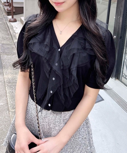 INGNI（イング）の「チュールフリル半袖ニットカーディガン（カーディガン/ボレロ・レディース・ピンク/オフホワイト/ブラック/サックスブルー・M）」の9枚目の写真