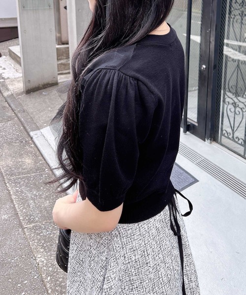 INGNI（イング）の「チュールフリル半袖ニットカーディガン（カーディガン/ボレロ・レディース・ピンク/オフホワイト/ブラック/サックスブルー・M）」の16枚目の写真