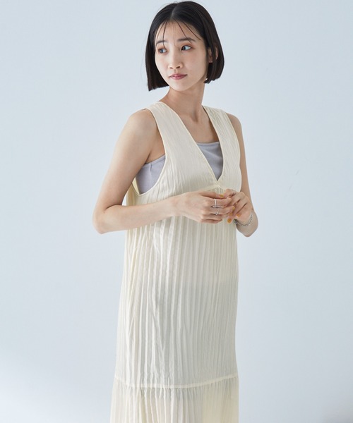 MONO-MART（モノマート）の「クリンクルリボン2WAYノースリーブワンピース（ワンピース・レディース・アイボリー/ブラック/チャコールグレー/グリーン系/ブラウン/サックスブルー・FREE）」の16枚目の写真