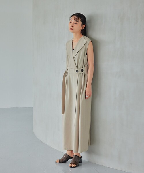 EMMEL REFINES（エメルリファインズ）の「＜EMMEL REFINES＞EM ベルテッド フィット＆フレア ワンピース（ワンピース・レディース・ベージュ/ブラック・M/S）」の4枚目の写真