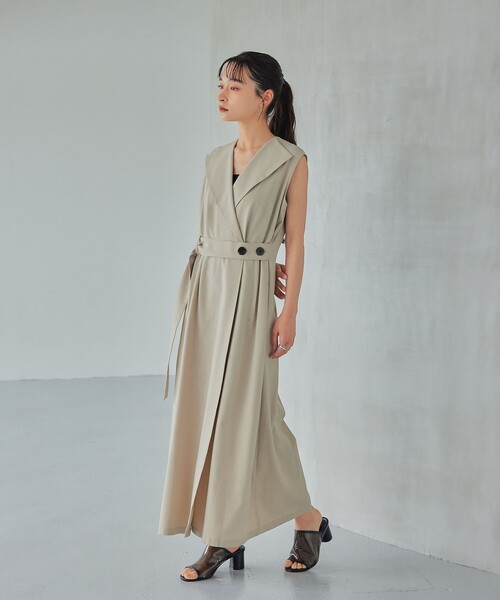 EMMEL REFINES（エメルリファインズ）の「＜EMMEL REFINES＞EM ベルテッド フィット＆フレア ワンピース（ワンピース・レディース・ベージュ/ブラック・M/S）」の6枚目の写真