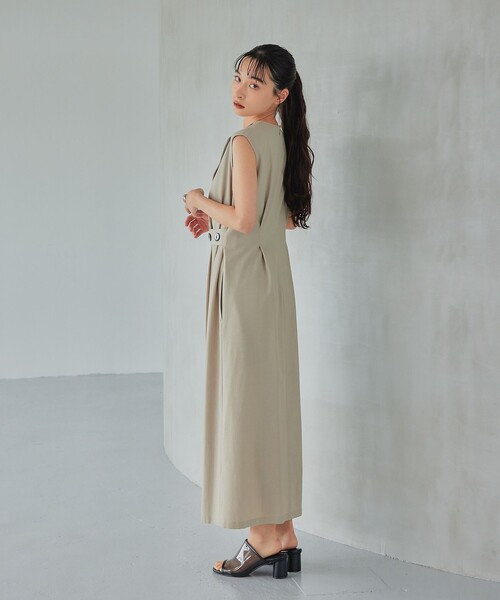 EMMEL REFINES（エメルリファインズ）の「＜EMMEL REFINES＞EM ベルテッド フィット＆フレア ワンピース（ワンピース・レディース・ベージュ/ブラック・M/S）」の7枚目の写真