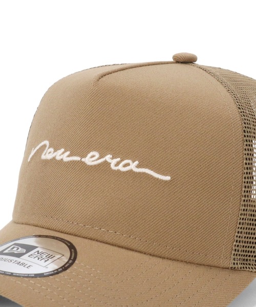 NEW ERA ニューエラ ベージュ 文字ロゴ キャップ 帽子 古着 カジュアルクラシック Script Logo スクリプトロゴ ペブル