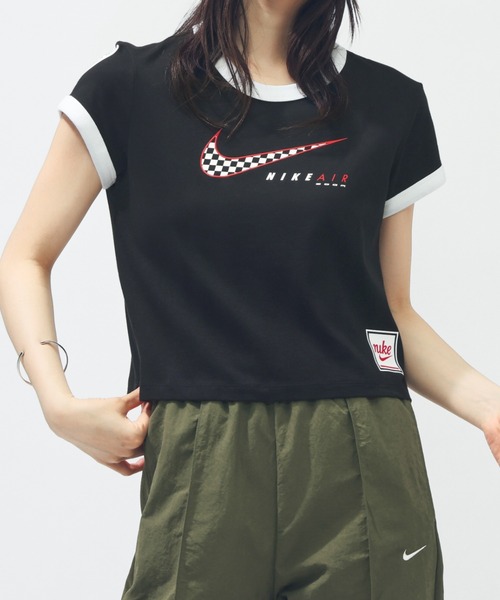 NIKE(ナイキ)の「ナイキ NIKE ナイキ NSW クラブ MOTO RGR S/S Tシャツ(Tシャツ/カットソー・レディース・ホワイト/ブラック/ネイビー・S/M/L)」の3枚目の写真