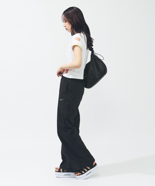 NIKE(ナイキ)の「ナイキ NIKE ナイキ NSW クラブ MOTO RGR S/S Tシャツ(Tシャツ/カットソー・レディース・ホワイト/ブラック/ネイビー・S/M/L)」の19枚目の写真