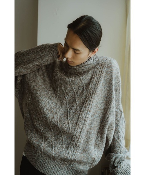 Knuth Marf（クヌースマーフ）の「dolman sleeve turtleneck（ニット/セーター・メンズ・ブルー/ブラック・FREE）」の2枚目の写真
