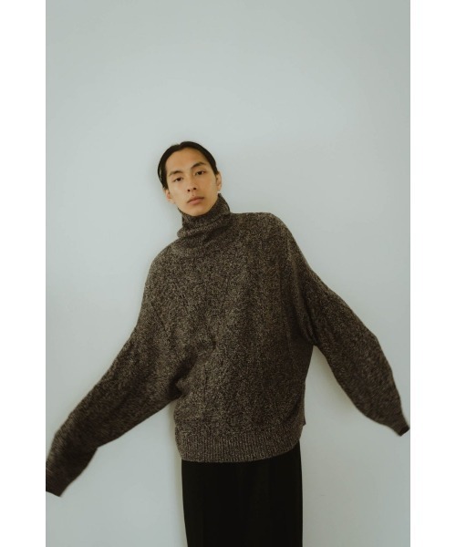 Knuth Marf（クヌースマーフ）の「dolman sleeve turtleneck（ニット/セーター・メンズ・ブルー/ブラック・FREE）」の5枚目の写真