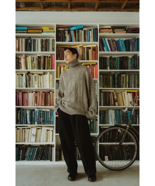 Knuth Marf（クヌースマーフ）の「dolman sleeve turtleneck（ニット/セーター・メンズ・ブルー/ブラック・FREE）」の17枚目の写真