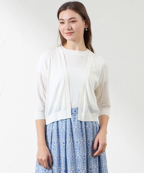 amaca（アマカ）の「シャイニーコットン混ボレロ（カーディガン/ボレロ・レディース・ネイビー/ピンク系その他2/グリーン系その他/オフホワイト・38）」の2枚目の写真