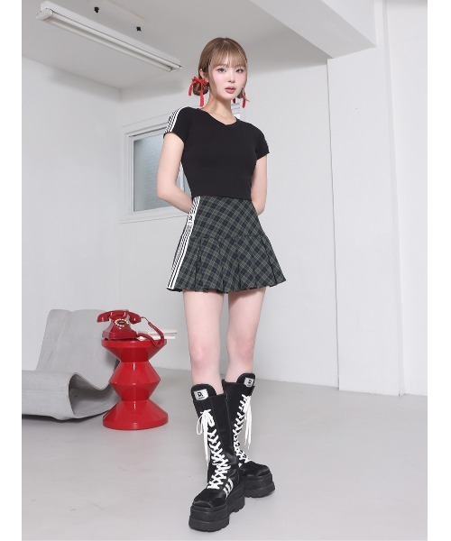 ラインロゴVネックTシャツ（Tシャツ/カットソー）｜Darich