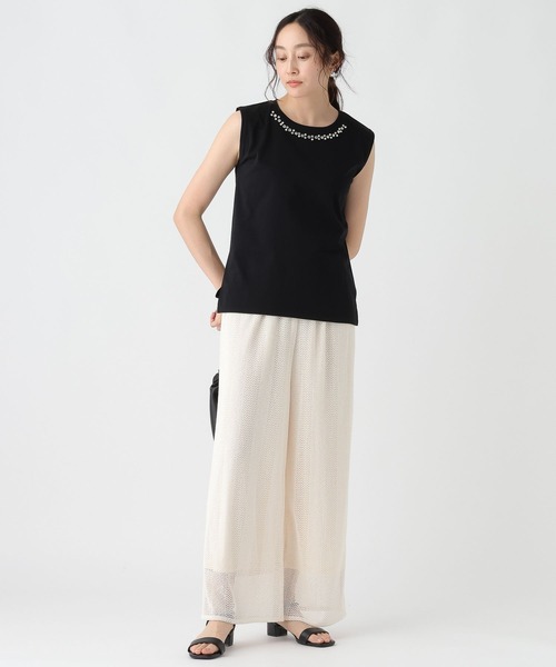 Elura(エルーラ)の「サマ見えビジューTシャツ/318898(Tシャツ/カットソー・レディース・ブラック/チャコールグレー/ブラック系その他/オフホワイト/ホワイト・FREE)」の21枚目の写真