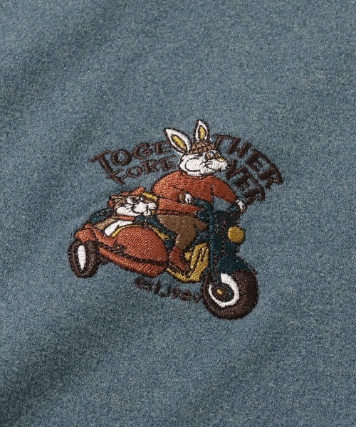 KRIFF MAYER（クリフメイヤー）の「【ストレッチ】もちのび刺繍ロンT（Tシャツ/カットソー・メンズ・ダークブルー/ダークブラウン/カラフル/レッド/グレー/ナチュラル/ブラック・X-LARGE/LARGE/MEDIUM）」の12枚目の写真