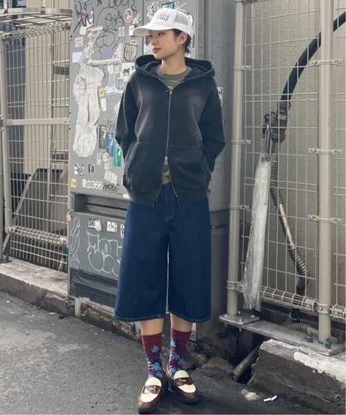 Oriens JOURNAL STANDARD(オリエンス ジャーナルスタンダード)の「《追加2》ルーズデニムハーフパンツ(その他パンツ・レディース・グリーン/ブルー/ネイビー・36/38)」の12枚目の写真