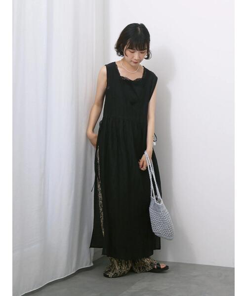 Samansa Mos2 blue(サマンサモスモスブルー)の「◎前後2wayサイドスリットワンピース(ワンピース・レディース・キナリ/ブラック/グレー・F)」の18枚目の写真