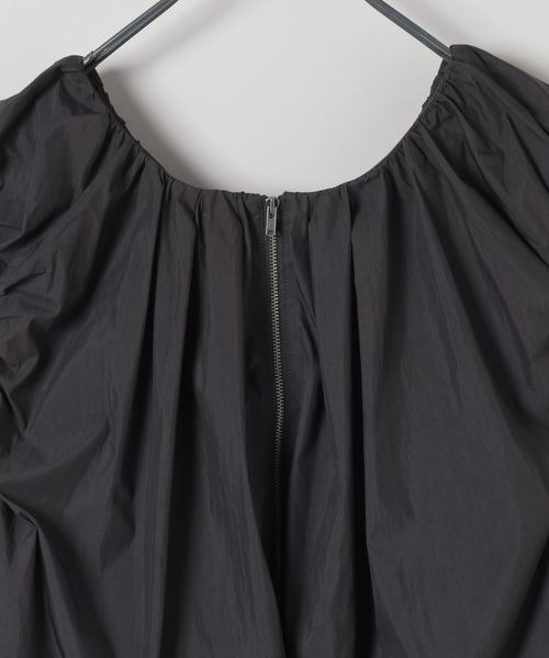 JEANASIS(ジーナシス)の「2WAYギャザーバルーンNS/577306(シャツ/ブラウス・レディース・ブラック/ホワイト/グレー・FREE)」の9枚目の写真